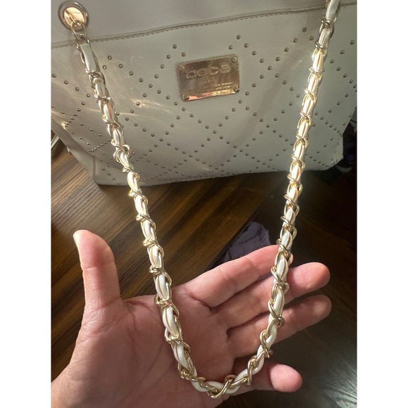 Bebe USA White Studded Chain Strap Shoulder Bag Tote Purse - Picture 7 of 12